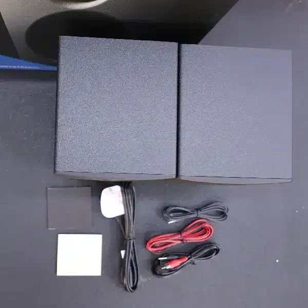 PreSonus Eris E3.5 Active Media Reference Studio Monitors 2 PreSonus Eris E3.5 Active Media Reference Studio Monitors - Image 2