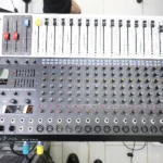 Pev Pro KV 160 16 Channel Mixer - Image 10