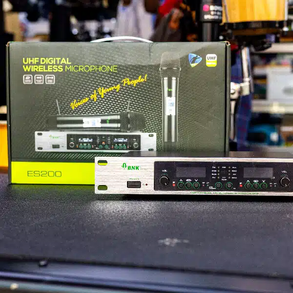 BNK ES200 UHF Digital Exceptional Durability and Robust Performance