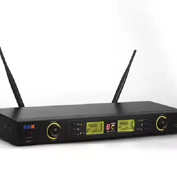 BNK X55 UHF Mic 2 Exceptional Durability and Robust Performance