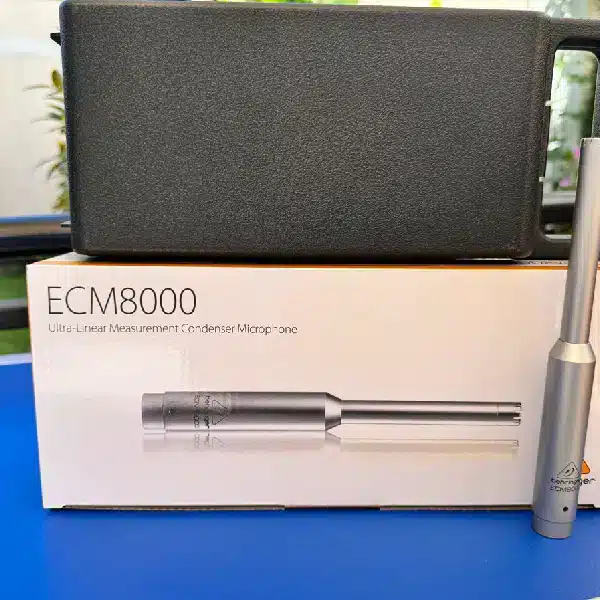 Behringer ECM8000 Exceptional Durability and Robust Performance