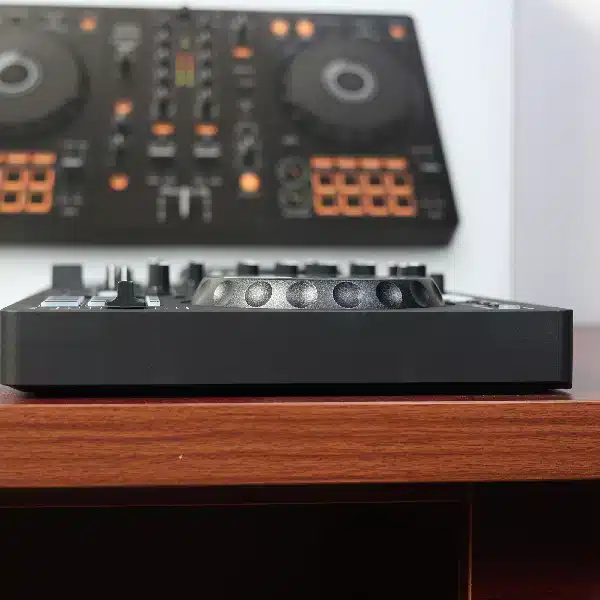 Pioneer Ddj flx4 dj controller 8 Pioneer Ddj flx4 dj controller - Image 8