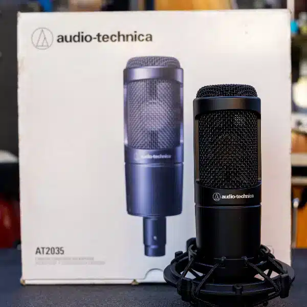 Audio technica AT2035 Microphone 5 Audio technica AT2035 Microphone - Image 5