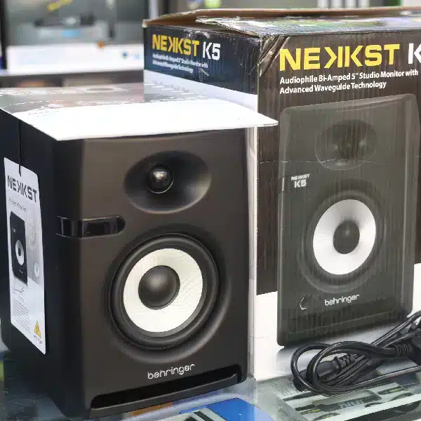 Behringer NEKKST K5 monitor 8 Behringer NEKKST K5 monitor - Image 8