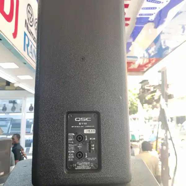 QSC 112 speaker 2 QSC 112 speaker - Image 2