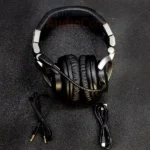 Behringer BB 560M High-Quality Professional Headphones - Image 5