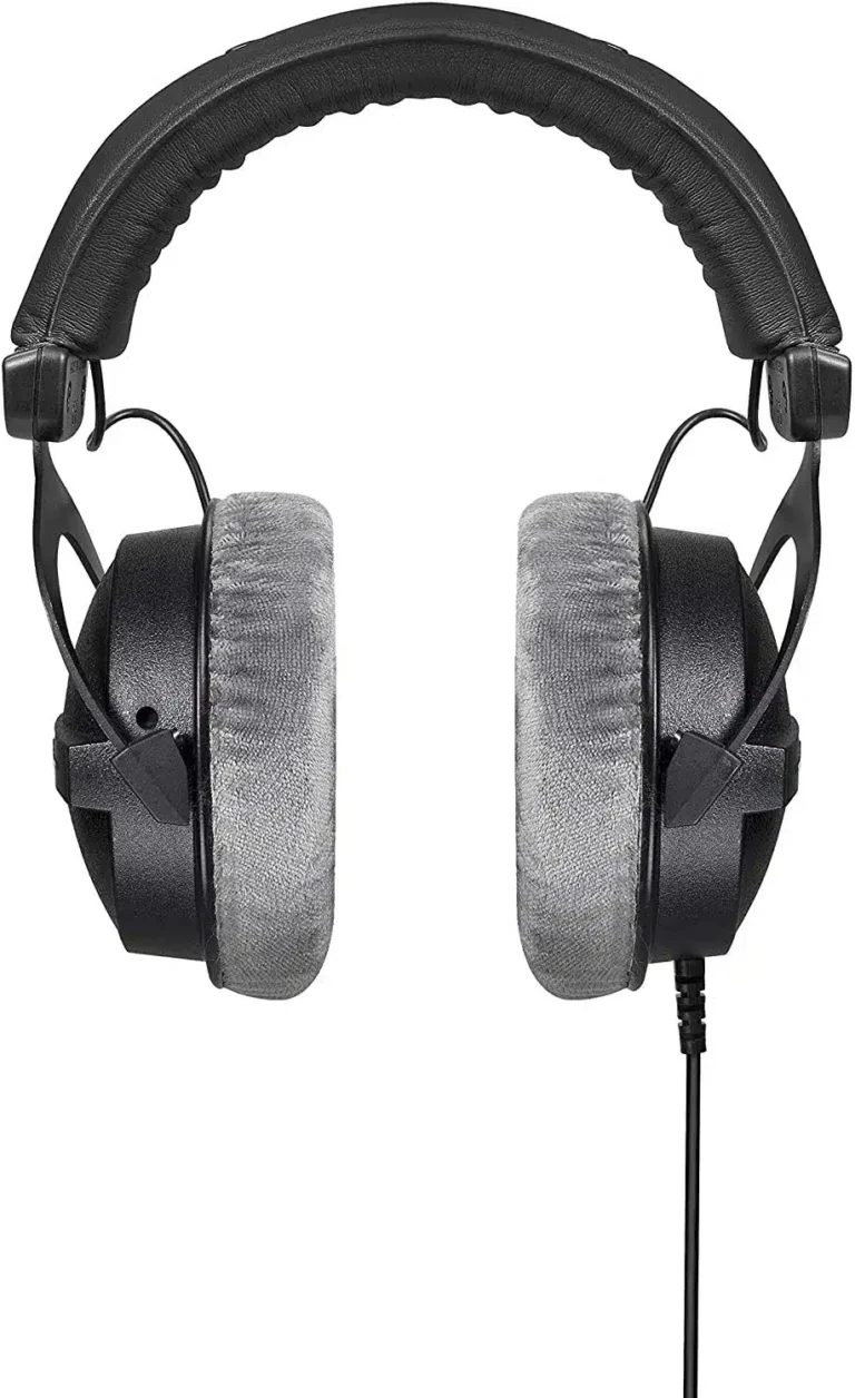beyerdynamic DT 770 PRO 80 Ohm Over Ear Studio Headphones professional recording and monitoring Exceptional Durability and Robust Performance