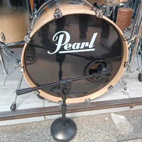 earl Export Lacquer Standard Nightshade drum set 4 Exceptional Durability and Robust Performance